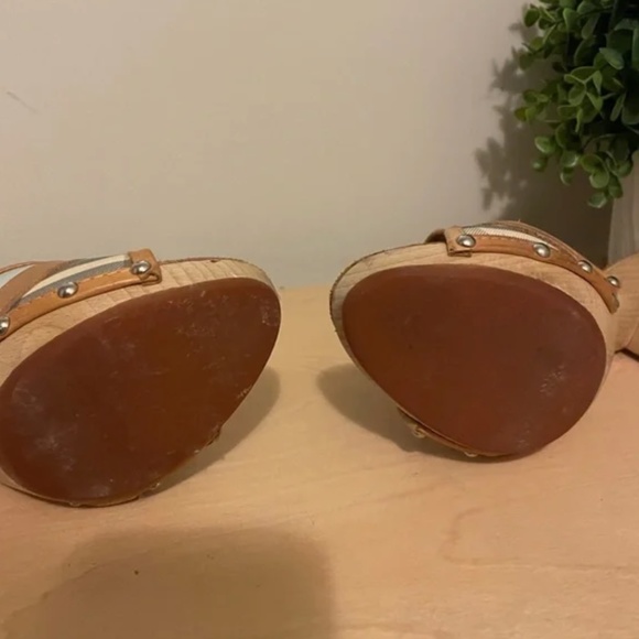 Burberry Wood heel sandals - Picture 4 of 10